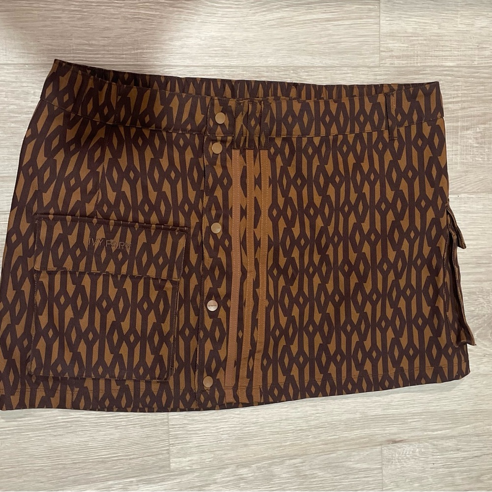 Ivy park monogram skirt